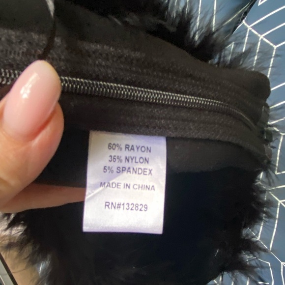 NWT superdown Olivia Strapless Top in Black - Picture 5 of 7